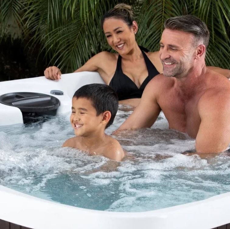 Lifesmart Leganza 6-Person 90-jet 230v Spa with Lounge Seating