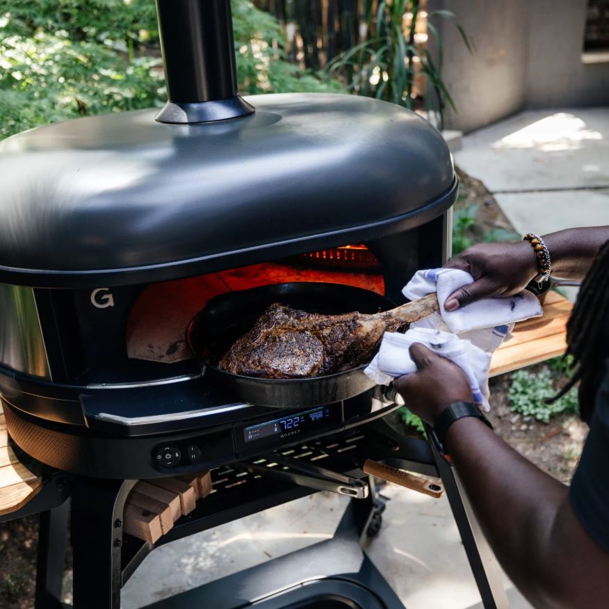 Gozney Dome Gen 2 Commercial-Grade Outdoor Multi-Fuel Pizza Oven