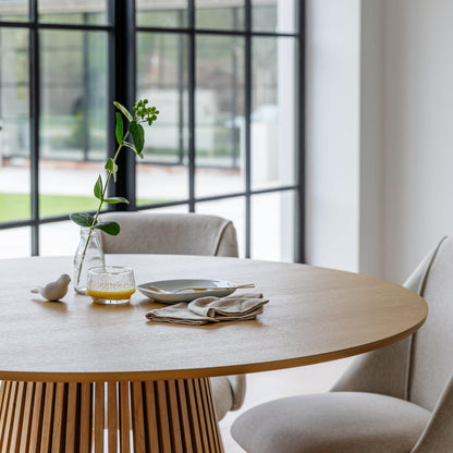Willow Pale Oak Dining Table Set - 4 Seater - Freya Sand Dining Chairs - Whitewash Legs